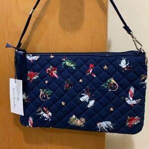 New with tags! Vera Bradley Christmas wristlet